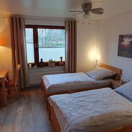 Ruhige Gastesuite Mit Fruhstuck Rhauderfehn Exterior photo