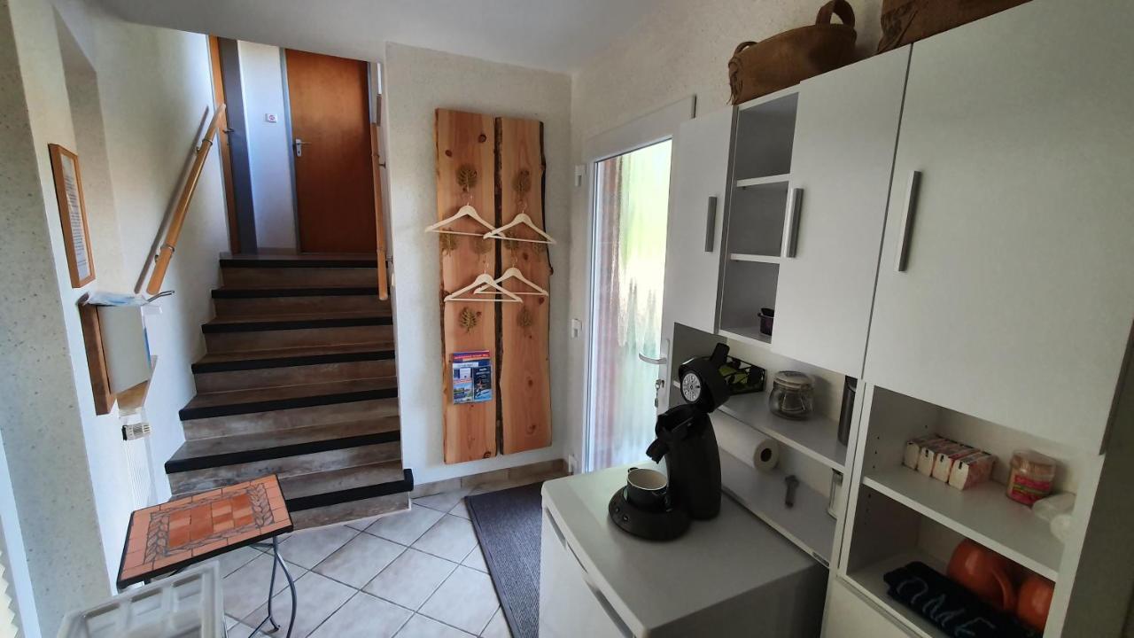 Ruhige Gastesuite Mit Fruhstuck Rhauderfehn Exterior photo
