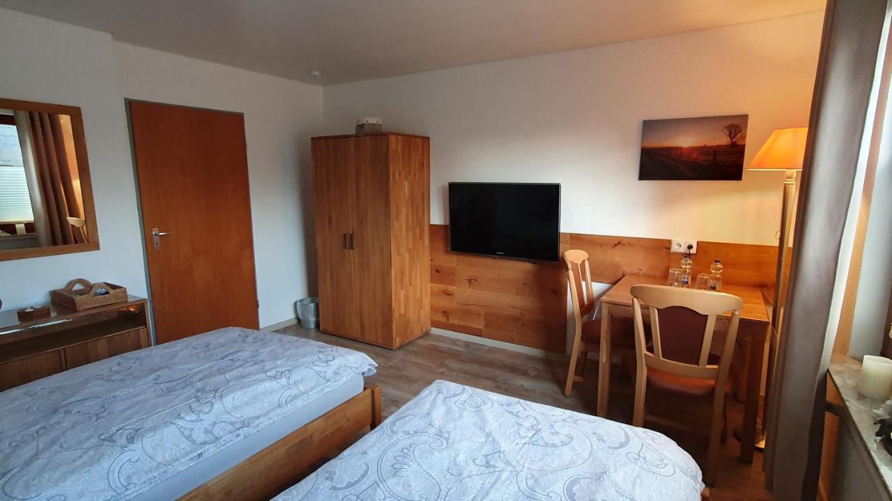 Ruhige Gastesuite Mit Fruhstuck Rhauderfehn Exterior photo